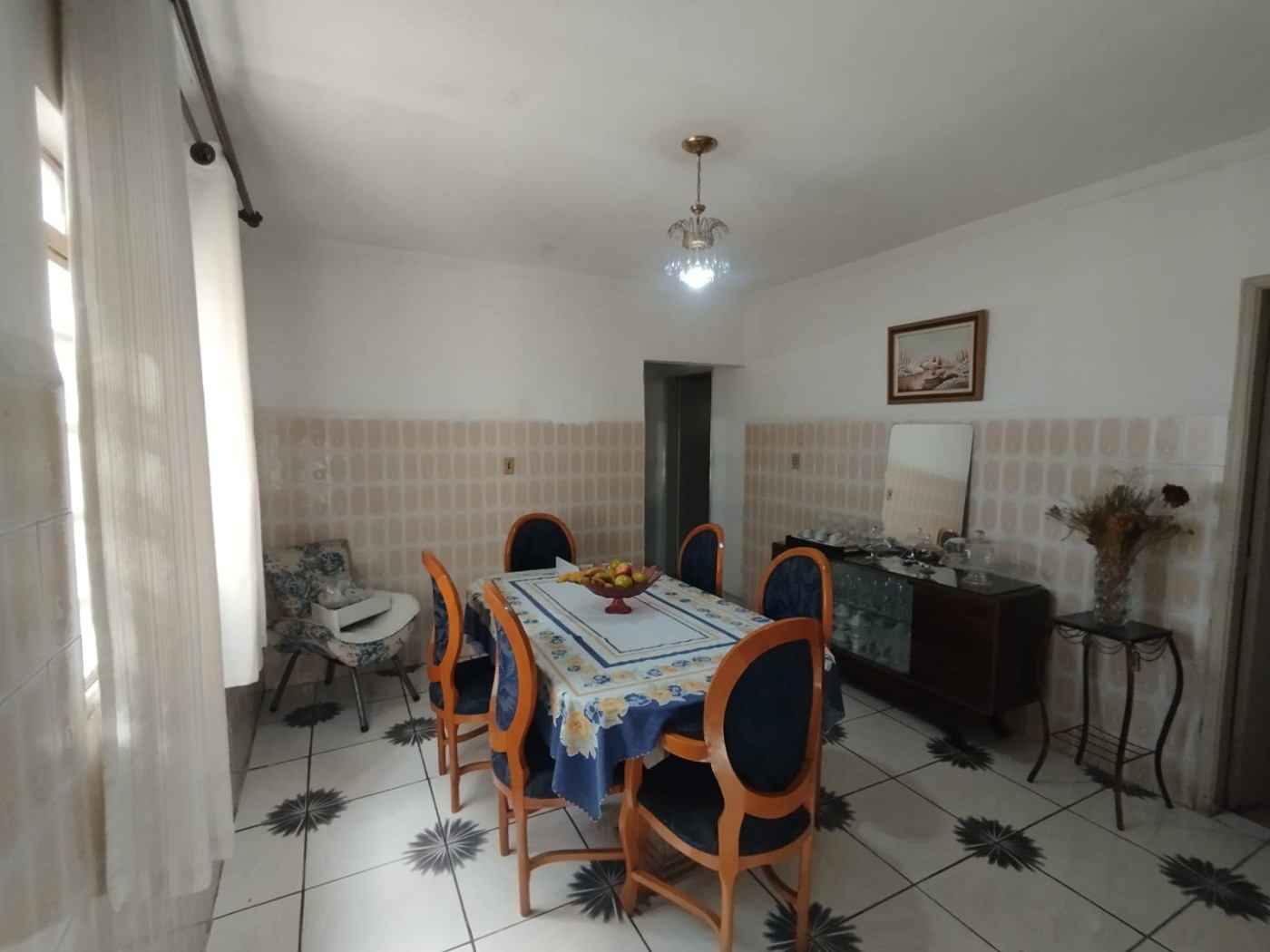 Casa à venda com 4 quartos, 1 suíte, 4 vagas e 226m² no Monte Castelo, São José dos Campos (SP) — foto 2 de 27