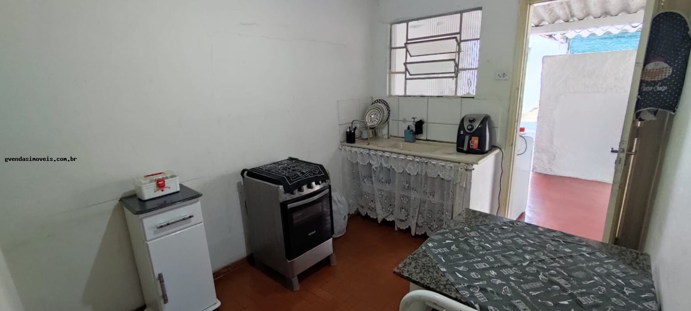 Casa à venda com 4 quartos, 2 banheiros, 3 vagas e 260m² no Jardim Vale do Sol, São José dos Campos (SP) — foto 10 de 22