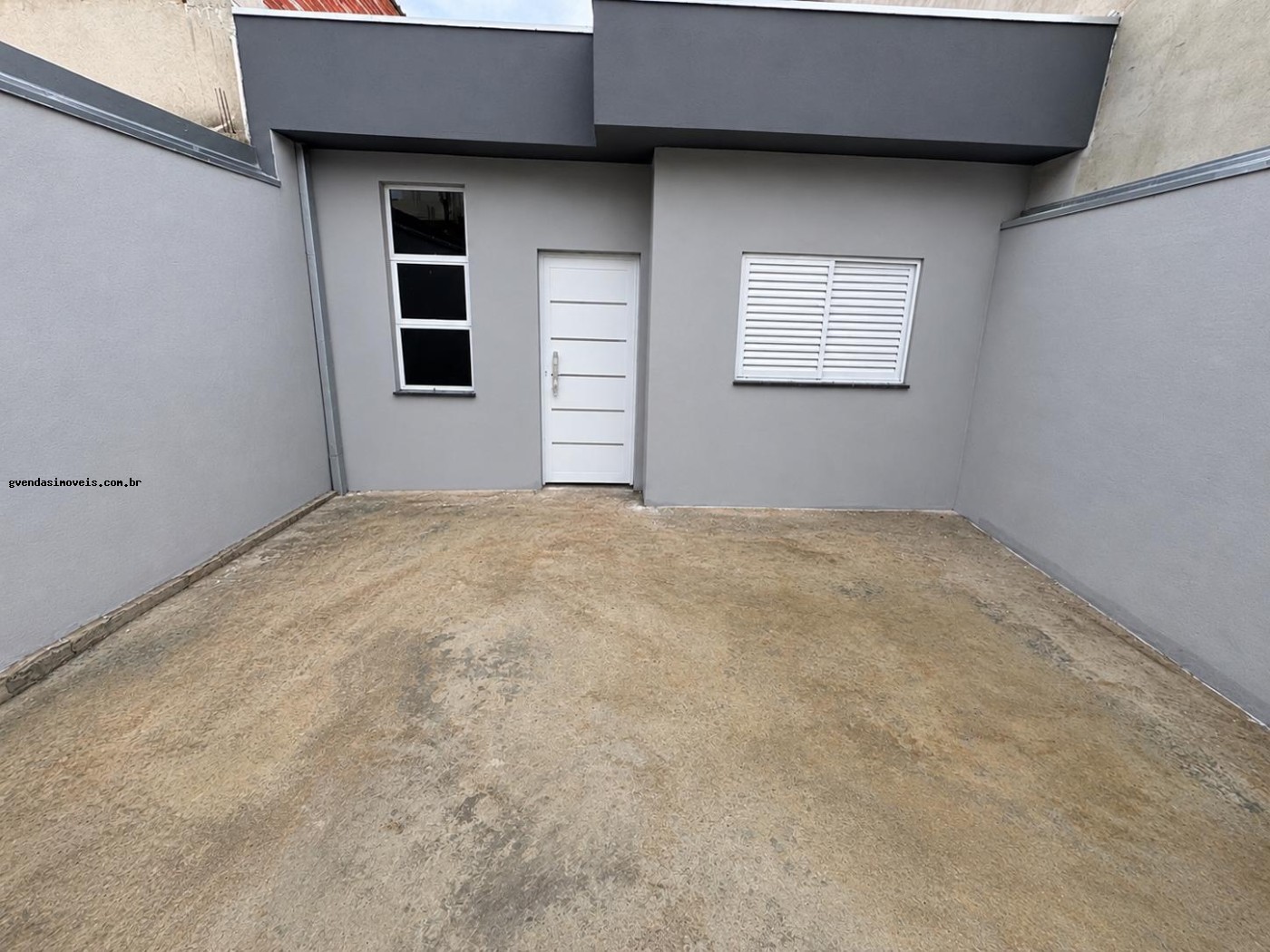 Casa à venda com 2 quartos, 1 suíte, 2 vagas e 60m² no Loteamento Portal Santa Inês, São José dos Campos (SP) — foto 4 de 8