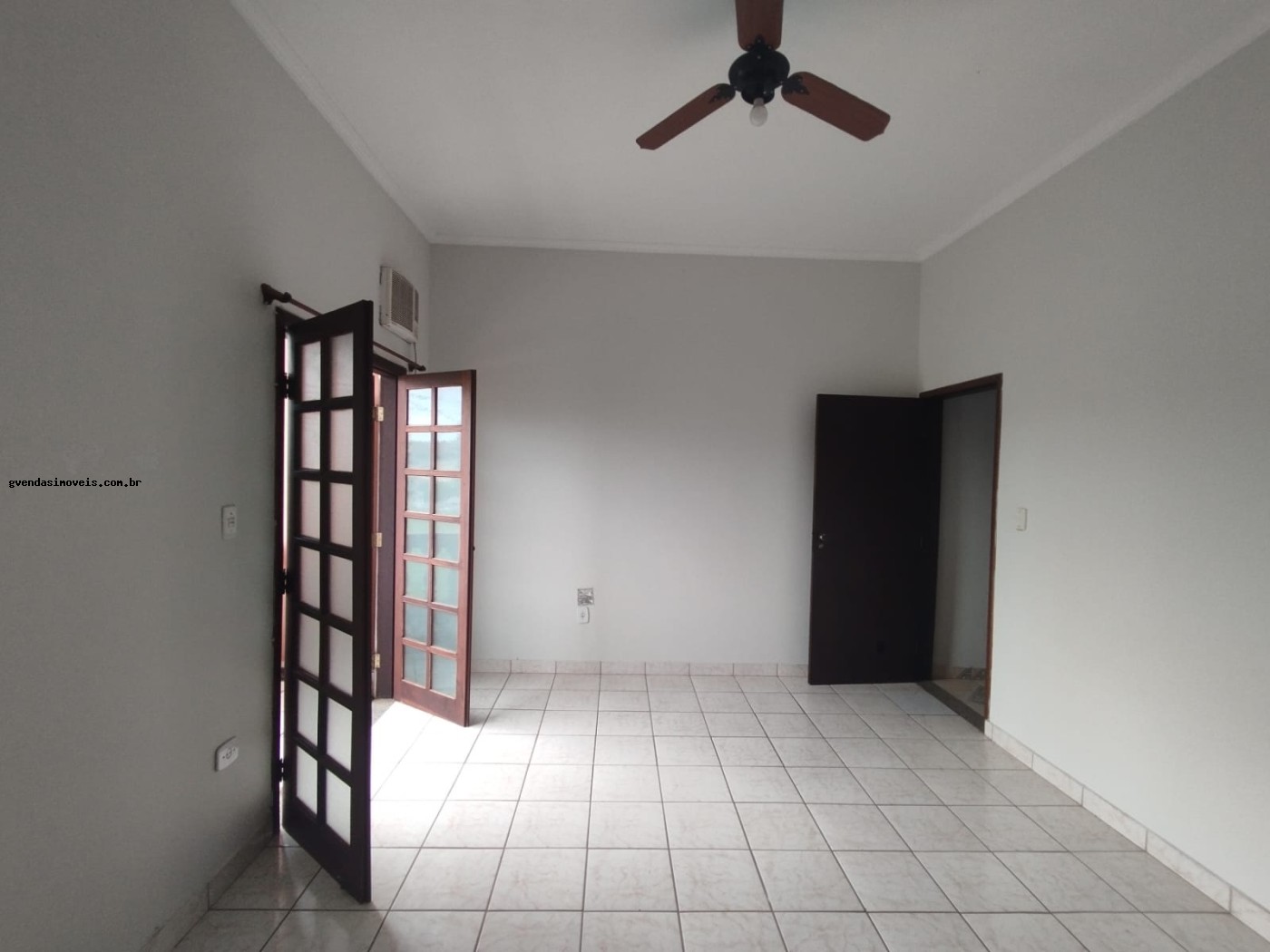 Casa à venda com 3 quartos, 1 suíte, 2 vagas e 148m² no Loteamento Residencial Vista Linda, São José dos Campos (SP) — foto 12 de 30