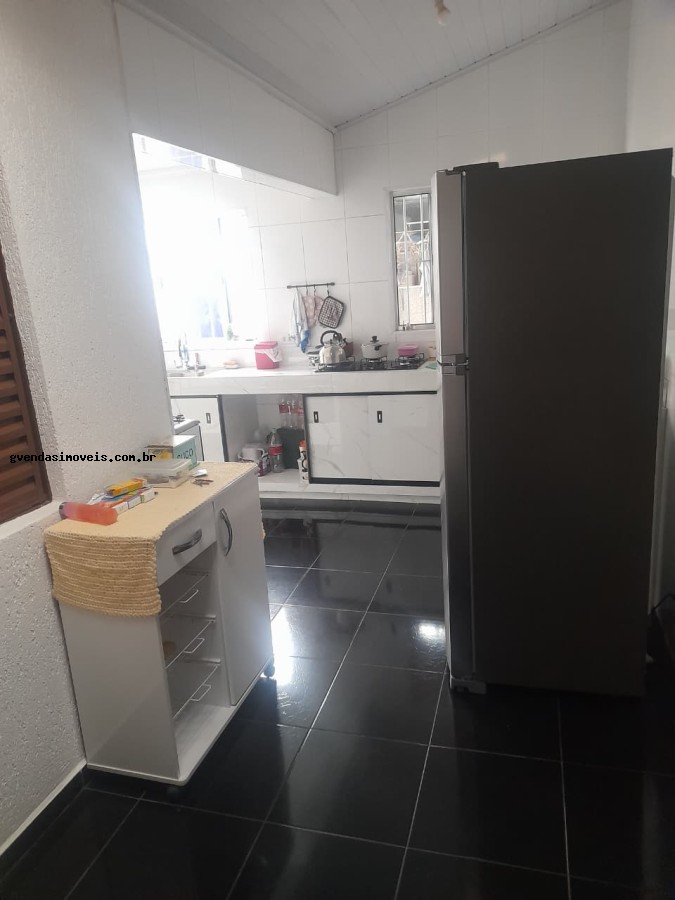 Casa à venda com 4 quartos, 1 suíte, 2 vagas e 136m² no Conjunto Residencial Trinta e Um de Março, São José dos Campos (SP) — foto 2 de 18