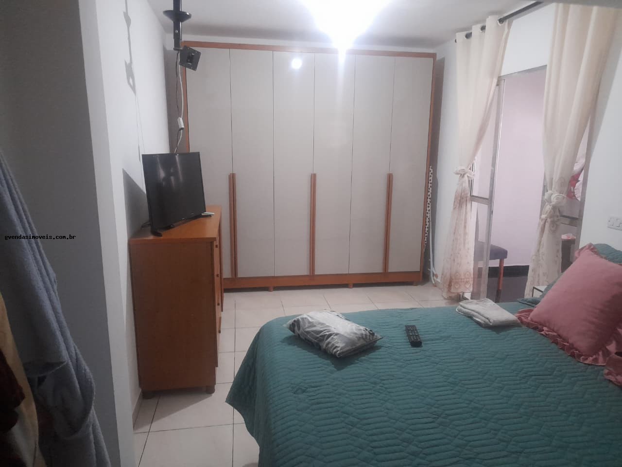 Casa à venda com 4 quartos, 1 suíte, 2 vagas e 136m² no Conjunto Residencial Trinta e Um de Março, São José dos Campos (SP) — foto 13 de 18